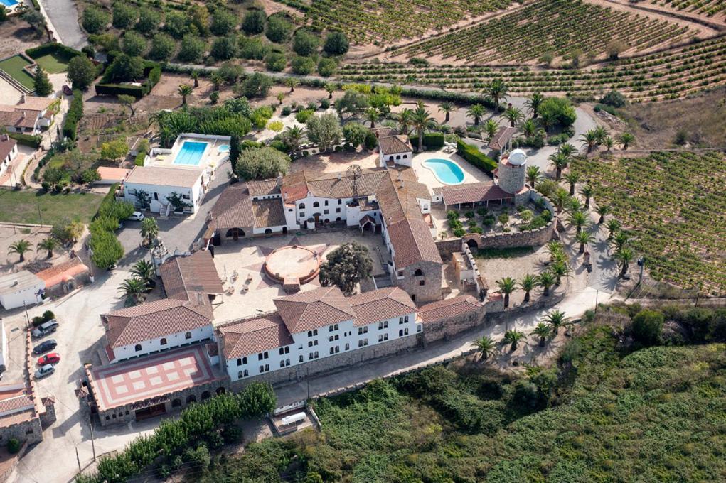 Mas Boronat Resort Salomo Exterior photo